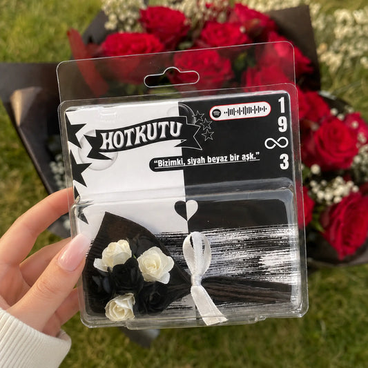 Mini Taraftar Buketi | Siyah Beyaz