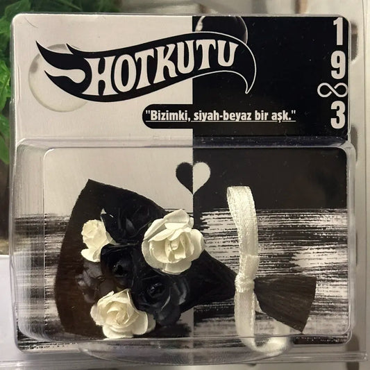 Mini Taraftar Buketi | Siyah Beyaz